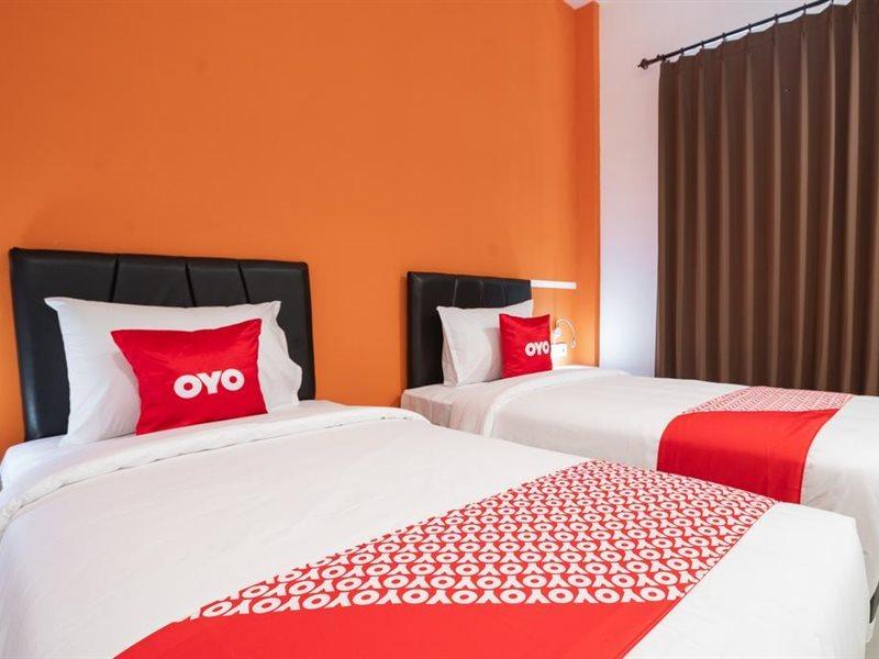 Hotel Oyo Flagship 1575 Urban 18 Surabaja Exteriér fotografie