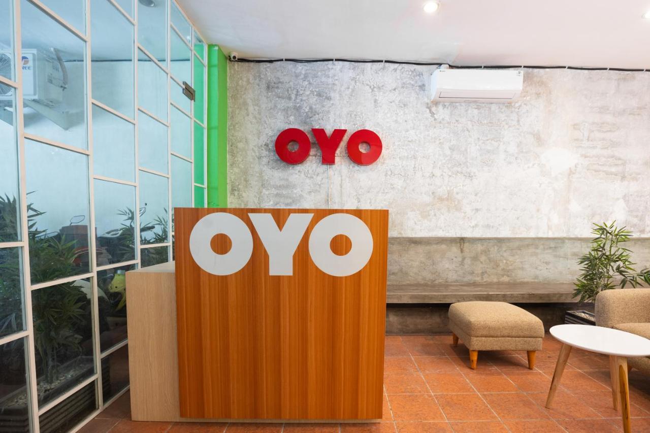 Hotel Oyo Flagship 1575 Urban 18 Surabaja Exteriér fotografie